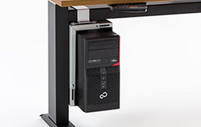 CPU-Halter an der Quertraverse befestigt