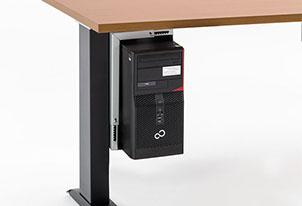 CPU-Halter unter der Tischplatte befestigt